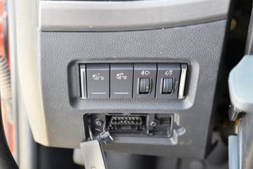 һ����� J6V�ؿ� ������ 520���� 6X4 AMT�Զ���ǣ����(CA4250P66K25T1E6)ͼƬ