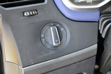 һ����� J6V�ؿ� ������ 520���� 6X4 AMT�Զ���ǣ����(CA4250P66K25T1E6)ͼƬ