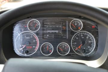 �й����� HOWO TX�ؿ� 400���� 4X2 ǣ����(����)(��������)ͼƬ