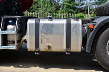 һ����� J6V�ؿ� ������ 520���� 6X4 AMT�Զ���ǣ����(CA4250P66K25T1E6)ͼƬ