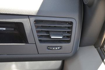 �й�����HOWO С˧ 130���� 3.6�׵�����ʽС��(Һɲ)(ZZ5047XXYF3111F145)ͼƬ