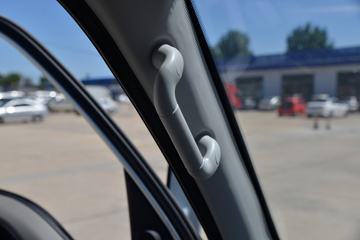 �й�����HOWO С˧ 130���� 3.6�׵�����ʽС��(Һɲ)(ZZ5047XXYF3111F145)ͼƬ