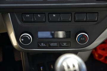 �й�����HOWO С˧ 130���� 3.6�׵�����ʽС��(Һɲ)(ZZ5047XXYF3111F145)ͼƬ