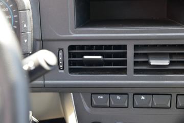 �й�����HOWO С˧ 130���� 3.6�׵�����ʽС��(Һɲ)(ZZ5047XXYF3111F145)ͼƬ