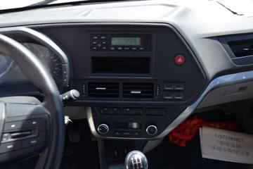 �й�����HOWO С˧ 130���� 3.6�׵�����ʽС��(Һɲ)(ZZ5047XXYF3111F145)ͼƬ