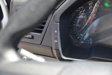 �й�����HOWO С˧ 130���� 3.6�׵�����ʽС��(Һɲ)(ZZ5047XXYF3111F145)ͼƬ