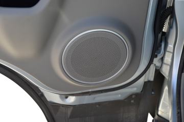 �й�����HOWO С˧ 130���� 3.6�׵�����ʽС��(Һɲ)(ZZ5047XXYF3111F145)ͼƬ