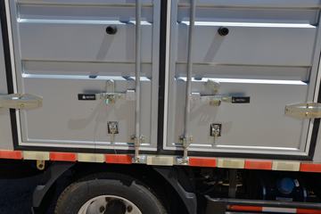 �й�����HOWO С˧ 130���� 3.6�׵�����ʽС��(Һɲ)(ZZ5047XXYF3111F145)ͼƬ