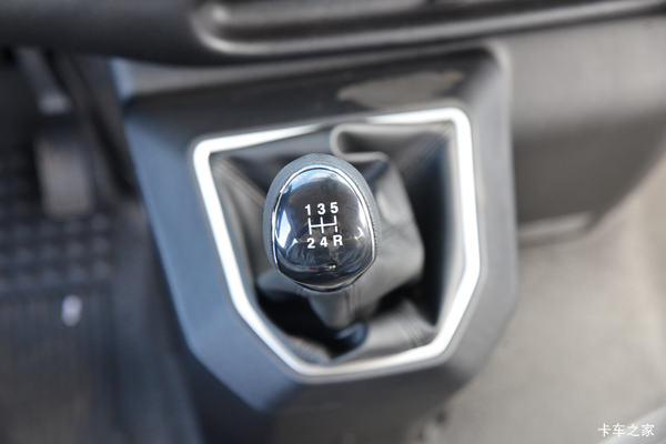 优惠0.8万 佛山市特顺中VAN(大面包)火热促销中