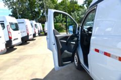 江铃汽车 新全顺 122马力 3座 2.0T柴油 高顶封闭货车(国六)