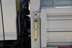 福田 时代领航5 蓝牛王 150马力 4.18米单排栏板轻卡(BJ1044V9JDA-06)