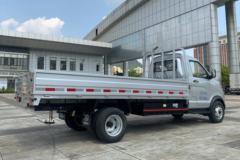 南骏汽车 瑞帅F系 豪华版 3.5T 3.6米单排纯电动栏板微卡(NJA1030SDG36BEV)55.7kWh