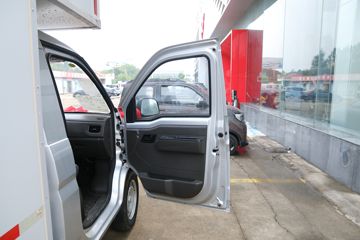 ���� �ٹ��¿� 1.8L 125���� ���� 3�׵�����ʽ΢��(LZW5028XXYTWH)ͼƬ