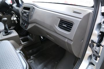 ���� �ٹ��¿� 1.8L 125���� ���� 3�׵�����ʽ΢��(LZW5028XXYTWH)ͼƬ