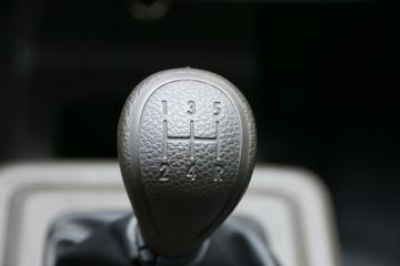 ���� �ٹ��¿� 1.8L 125���� ���� 3�׵�����ʽ΢��(LZW5028XXYTWH)ͼƬ