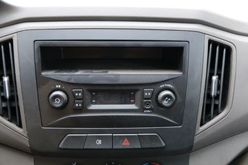 ���� �ٹ��¿� 1.8L 125���� ���� 3�׵�����ʽ΢��(LZW5028XXYTWH)ͼƬ