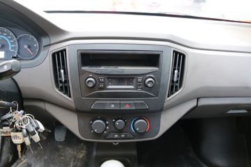 ���� �ٹ��¿� 1.8L 125���� ���� 3�׵�����ʽ΢��(LZW5028XXYTWH)ͼƬ