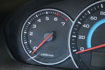 ���� �ٹ��¿� 1.8L 125���� ���� 3�׵�����ʽ΢��(LZW5028XXYTWH)ͼƬ