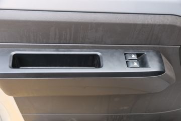 ���� �ٹ��¿� 1.8L 125���� ���� 3�׵�����ʽ΢��(LZW5028XXYTWH)ͼƬ