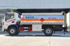 东风 华神 DV3 165马力 4X2 加油车(专威牌)(HTW5126GJYEC6)
