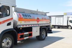 东风 华神 DV3 165马力 4X2 加油车(专威牌)(HTW5126GJYEC6)