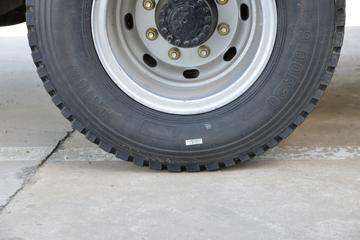 解放 虎VH 大王驾到 190马力 4X2 5.2米自卸车(CA3161P40K62L4E6A85)底盘图片