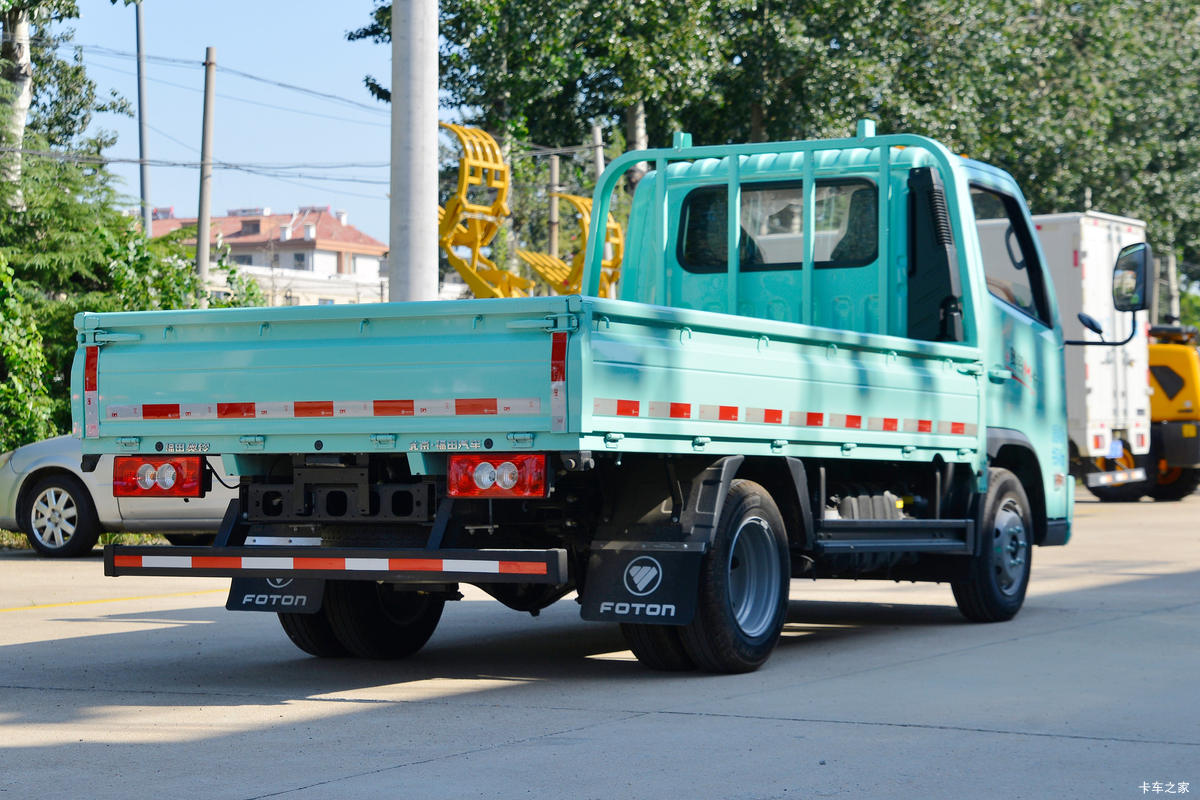  M 122 3.7׵С()(BJ1044V9JA5-2A)                                                