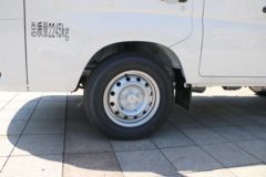 福田 祥菱M1 豪华型 1.6L 122马力 汽油 2.55米双排厢式微卡(国六)(BJ5021XXY2AV4-02)
