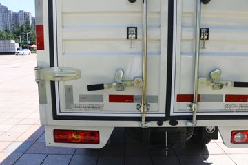 ���� ����M1 ������ 1.6L 122���� ���� 2.55��˫����ʽ΢��(����)(BJ5021XXY2AV4-02)ͼƬ