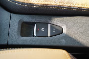 Զ�� ����Hϵ 4.5T 4.02�׵�������ʽ��س�(��ɲ)57.6kWhͼƬ