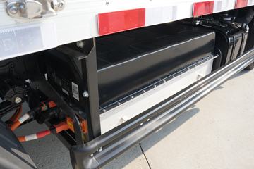 Զ�� ����Hϵ 4.5T 4.02�׵�������ʽ��س�(��ɲ)(JGL5049XLCSHEVGN2)57.6kWhͼƬ