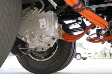 Զ�� ����Hϵ 4.5T 4.02�׵�������ʽ��س�(��ɲ)(JGL5049XLCSHEVGN2)57.6kWhͼƬ