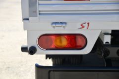 黑豹汽车 快运豹 1.6L 122马力 汽油 3.3米单排栏板微卡(国六)(YTQ1031WHQ301)