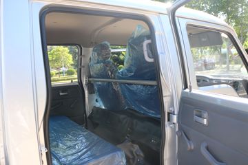 ����ʱ�� С��֮��2 1.6L 105���� 3.05��˫������΢��(����)(BJ1035V3AC5-01)ͼƬ