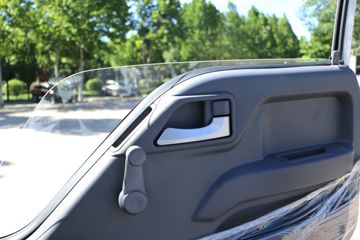 ����ʱ�� С��֮��2 1.6L 105���� 3.05��˫������΢��(����)(BJ1035V3AC5-01)ͼƬ