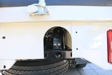 ����ʱ�� С��֮��2 1.6L 105���� CNG 3.67�׵�����ʽ΢��(����)ͼƬ