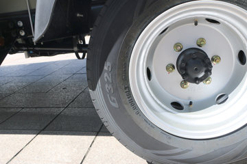 ����ʱ�� С��֮��2 1.6L 105���� CNG 3.67�׵�����ʽ΢��(����)ͼƬ