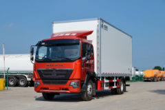 中国重汽HOWO G5X 220马力 4X2 排半冷藏车(绿叶牌)