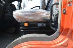 中国重汽HOWO G5X 220马力 4X2 排半冷藏车(绿叶牌)