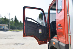 中国重汽HOWO G5X 220马力 4X2 排半冷藏车(绿叶牌)