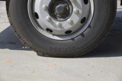 中国重汽HOWO G5X 220马力 4X2 排半冷藏车(绿叶牌)