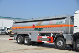 HOWO TX7&nbsp;液化气体运输车上装图片