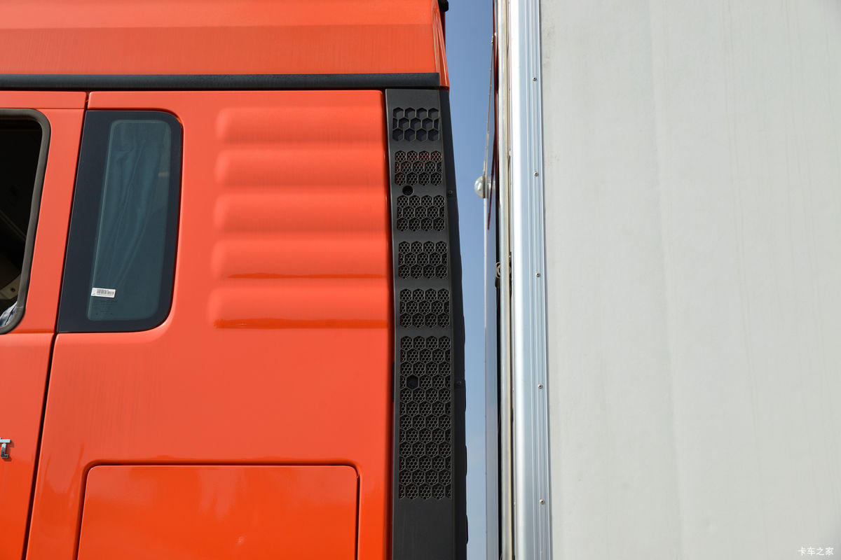 й ǵ¿SITRAK G7 510 8X4 9.45AMTԶس(ZZ5326XLCV466HF1K)