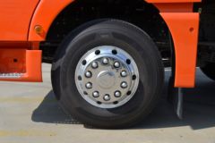 中国重汽 汕德卡SITRAK G7 510马力 8X4 9.45米AMT自动挡冷藏车(ZZ5326XLCV466HF1K)