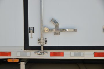 �й����� �ǵ¿�SITRAK G7 510���� 8X4 9.45��AMT�Զ�����س�(ZZ5326XLCV466HF1K)ͼƬ