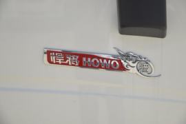 重汽HOWO轻卡底盘 吸污/吸粪车外观图片