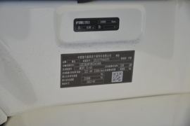 重汽豪沃(HOWO)底盘&nbsp;洒水车/喷洒车驾驶室图片