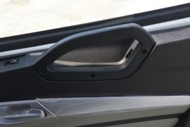 重汽豪沃(HOWO)底盘&nbsp;洒水车/喷洒车驾驶室图片