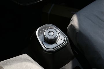 Զ�� ����F3E ���ʰ� 3.5T 3.7�׵��Ŵ��綯��ʽ΢��(JGL5037XXYBEVM1)55.7kWhͼƬ