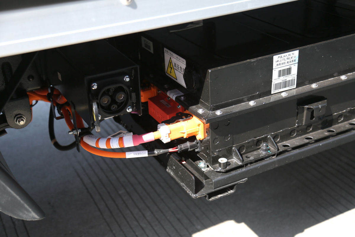Զ F3E ʰ 3.5T 3.7׵Ŵ綯ʽ΢(JGL5037XXYBEVM1)55.7kWh
